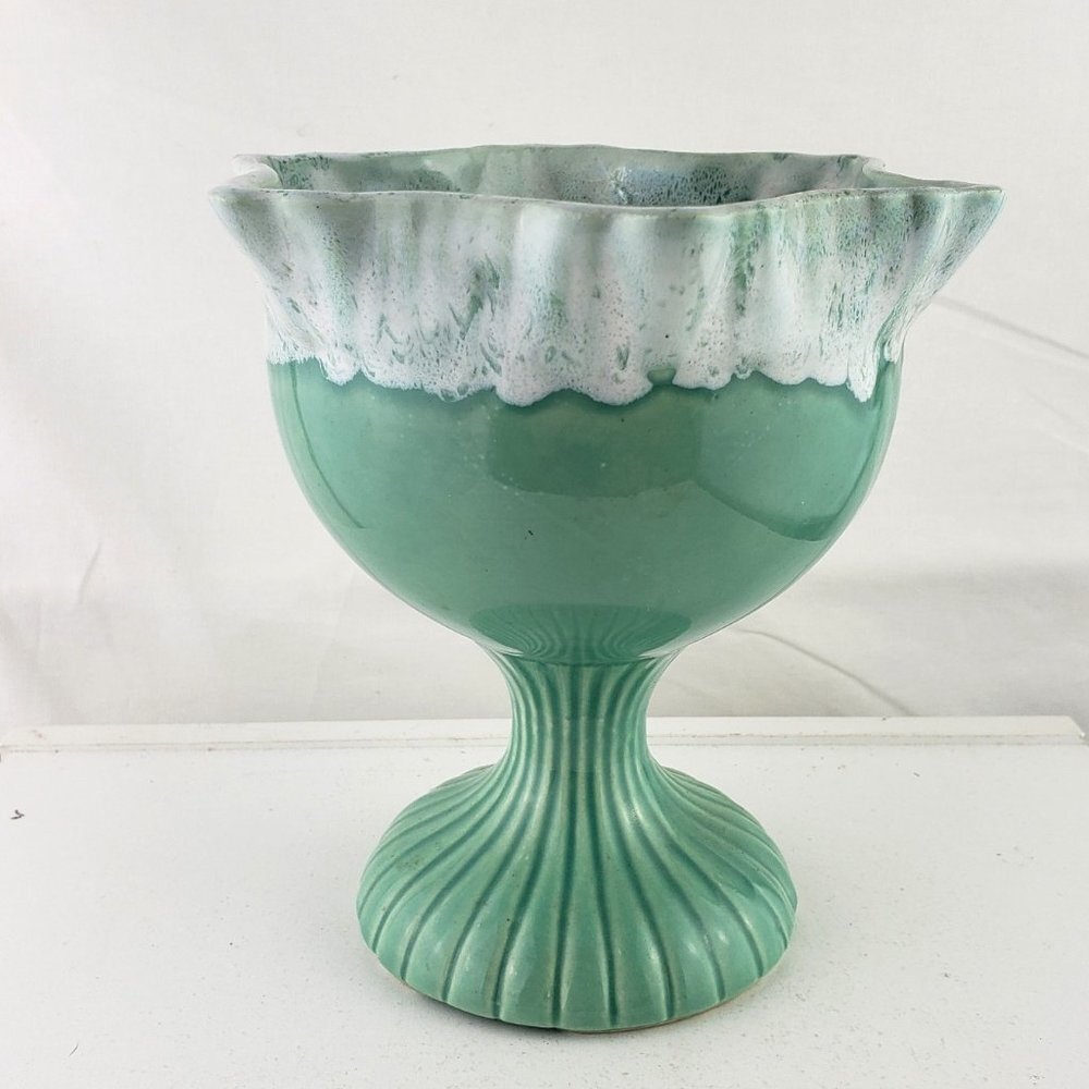 Hull 159 USA Green Hexagon Candy Dish Foam Drip Glaze